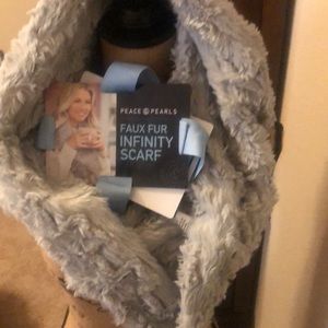 Grey neck  infinity wrap good size fur on both